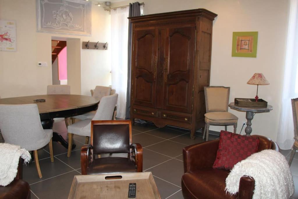 Gites De Climats De 3 A 6 Personnes Beaune  Esterno foto